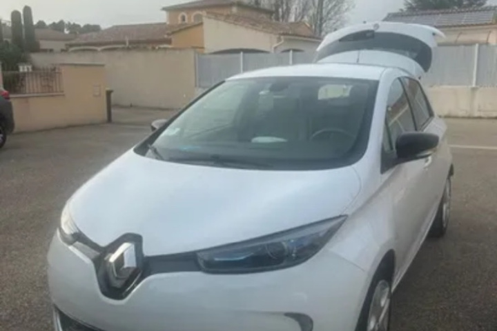 RENAULT ZOE